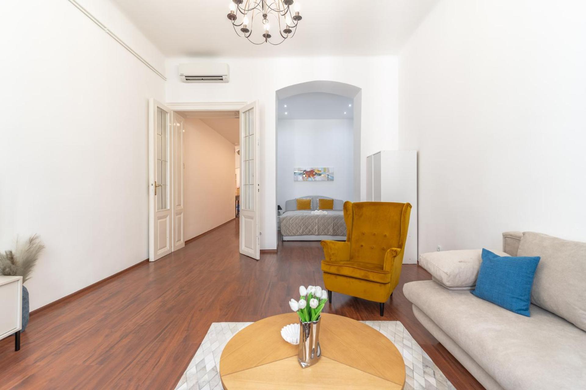 Deluxe And Cozy City Center Suite For 8Ppl Budapest Exterior foto