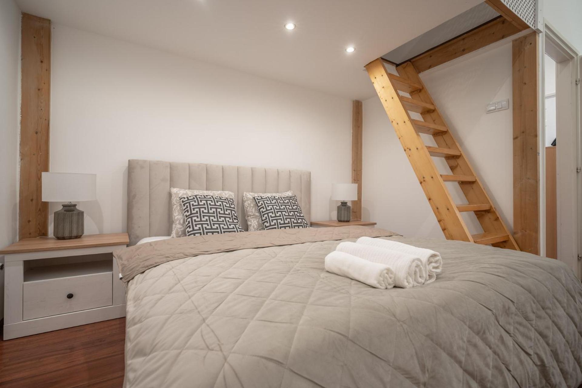 Deluxe And Cozy City Center Suite For 8Ppl Budapest Exterior foto