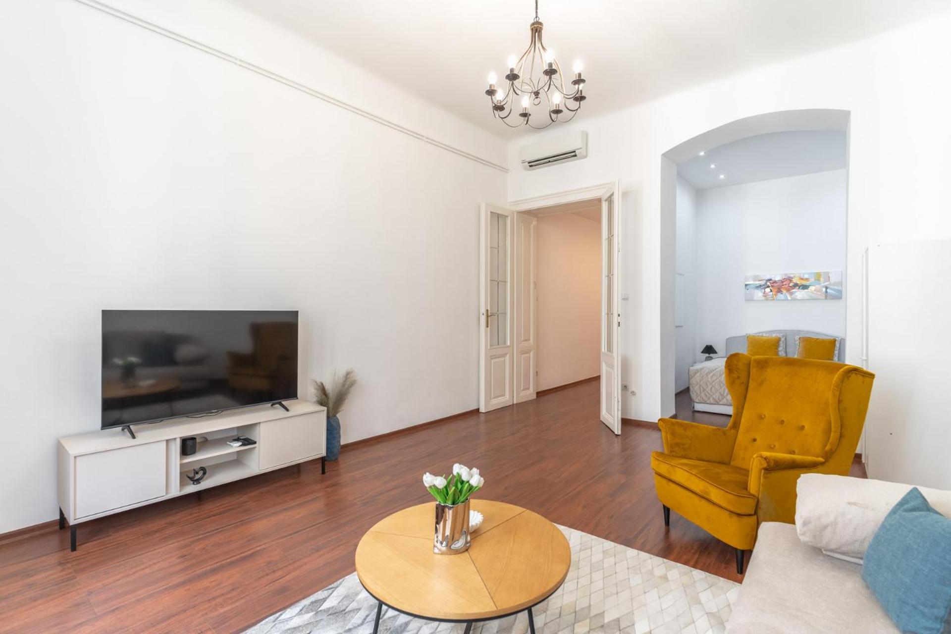 Deluxe And Cozy City Center Suite For 8Ppl Budapest Exterior foto